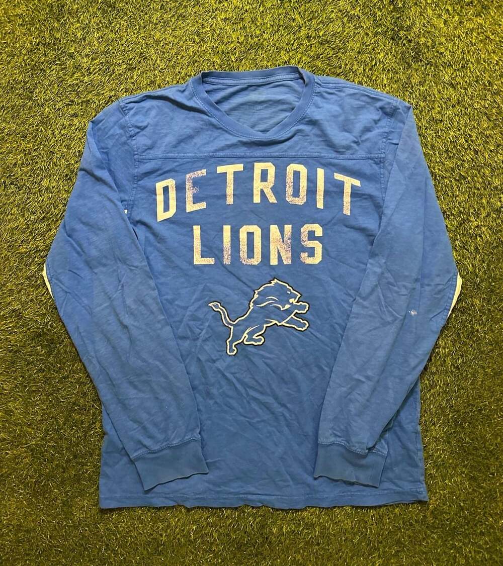 Detroit Lions Blue Long Sleeve T-Shirt with Team Graphic